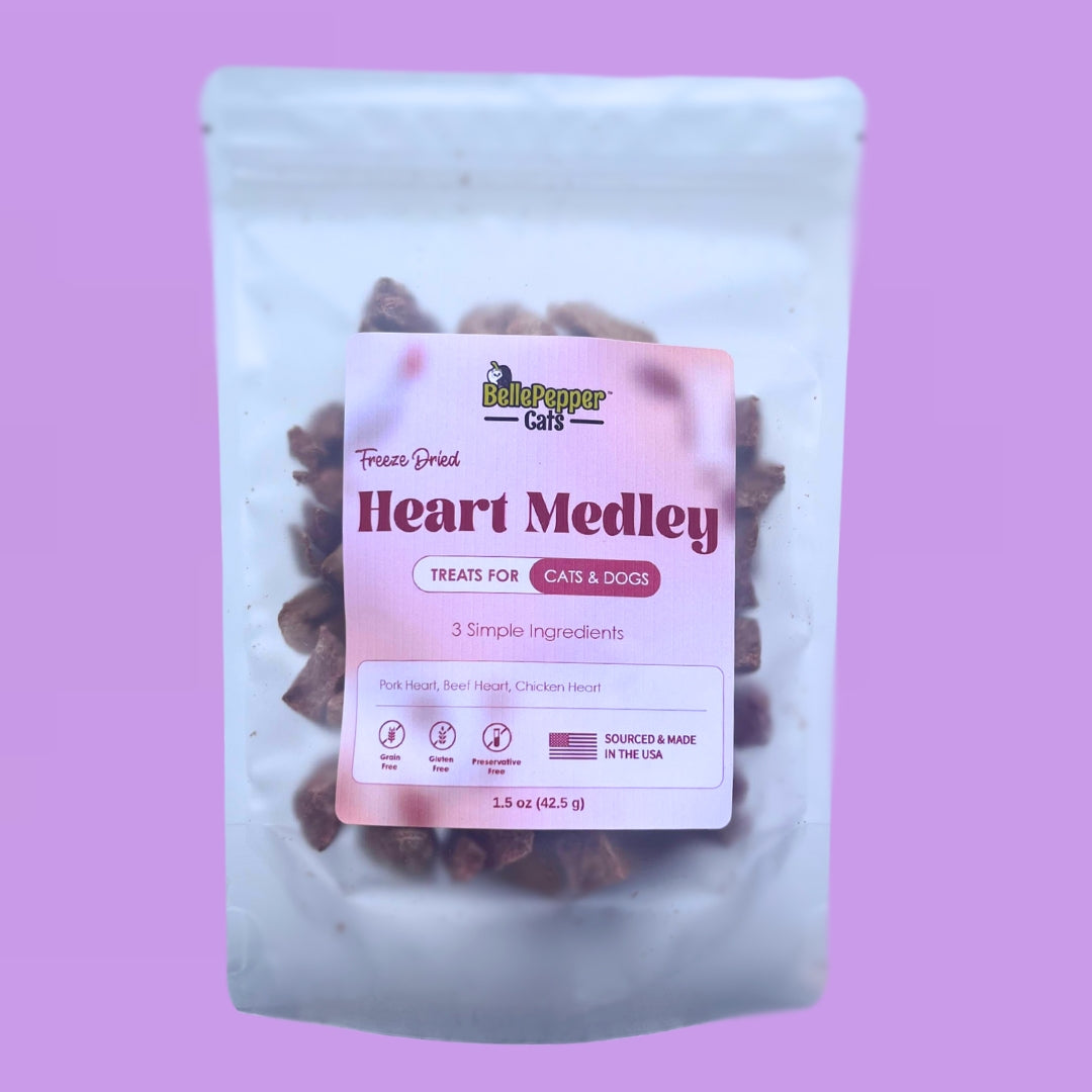 BellePepper Cats Heart Medley freeze-dried treat mix with pork heart, beef heart, and chicken heart – nutrient-dense single-ingredient treats for cats and dogs